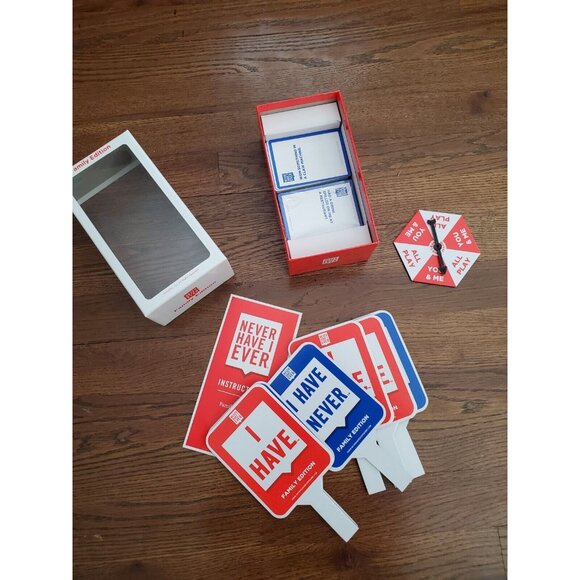 Never Have I Ever - Family Edition Game (2019) COMPLETE - Picture 3 of 8